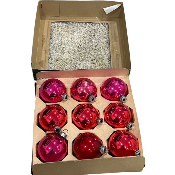 Vintage Hand Decorated Glass Christmas Tree Ornaments Red Set Of 9 - Picture 2 of 9